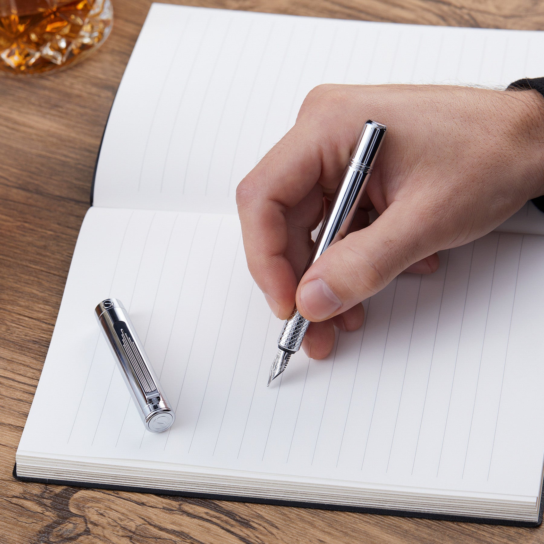 EDC Silver Chrome Fountain Pen - Medium Nib