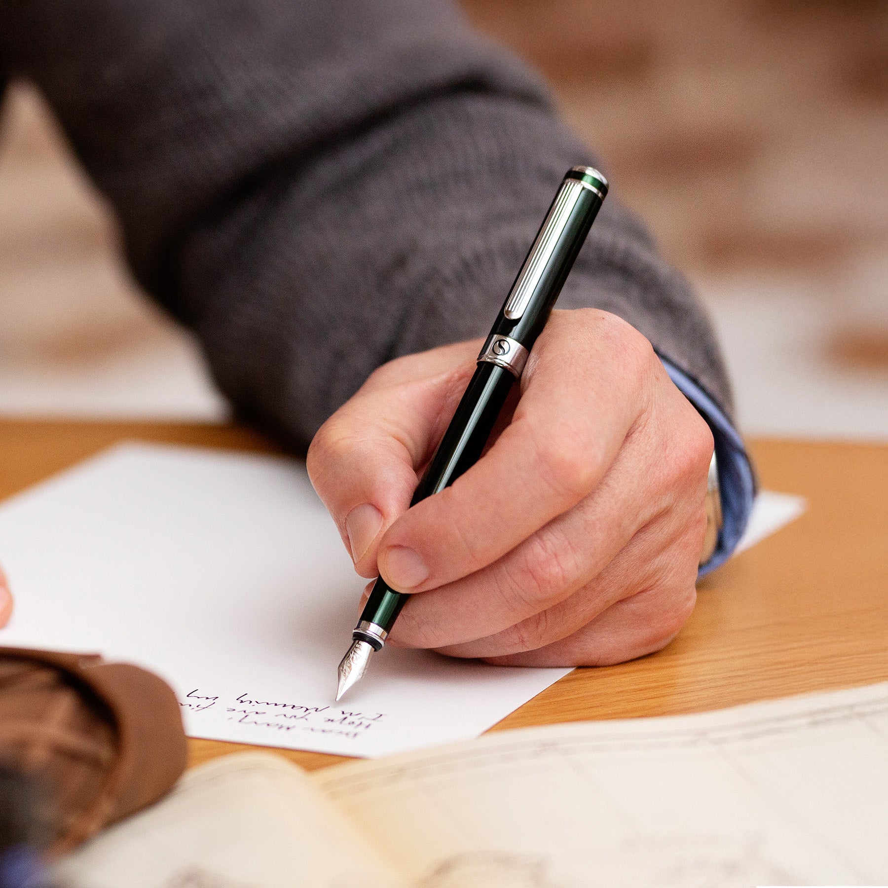 Scriveiner Classic British Racing Green Fountain Pen - Fine Nib