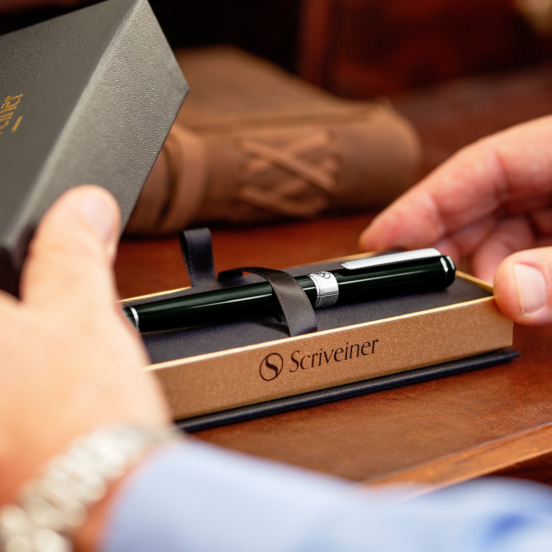 Classic Black Green Fountain Pen - Medium Nib